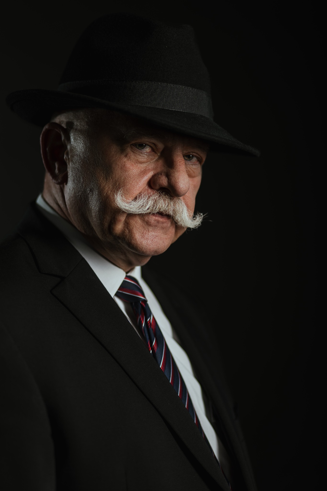 Arnd Geerts Charakter Krimi